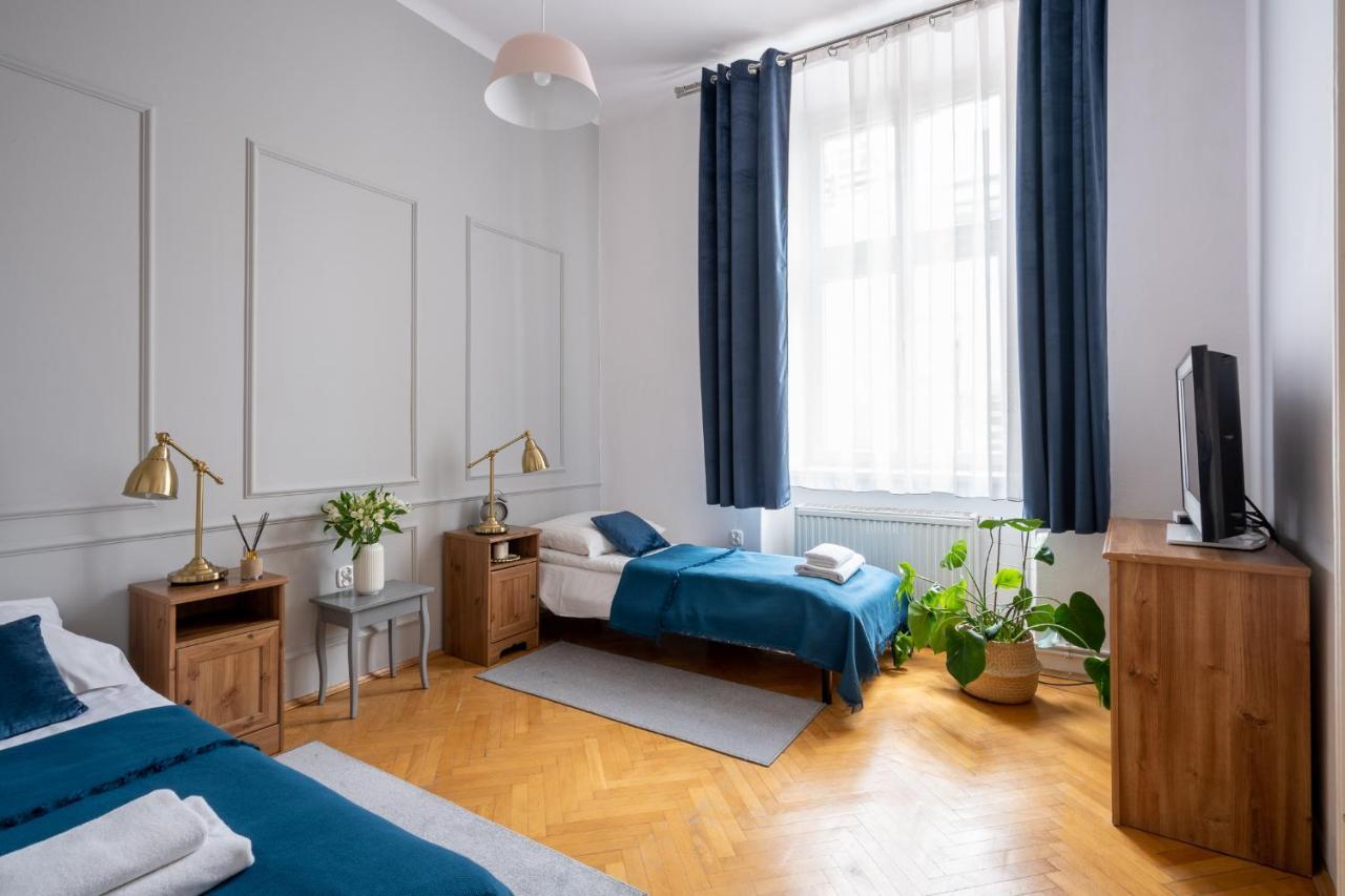 Apartament Sleeping In Krakow Main Market Zewnętrze zdjęcie