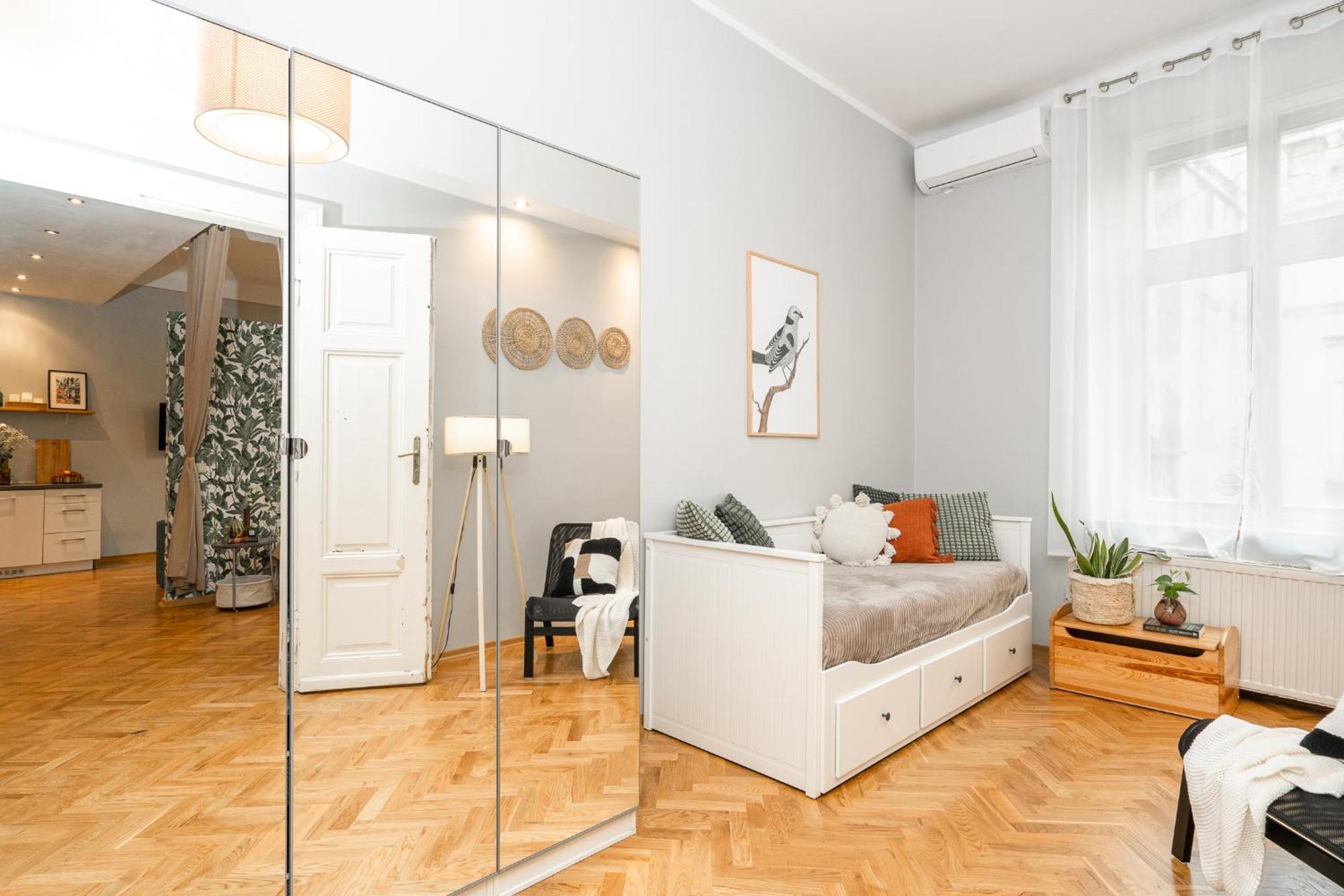 Apartament Sleeping In Krakow Main Market Zewnętrze zdjęcie